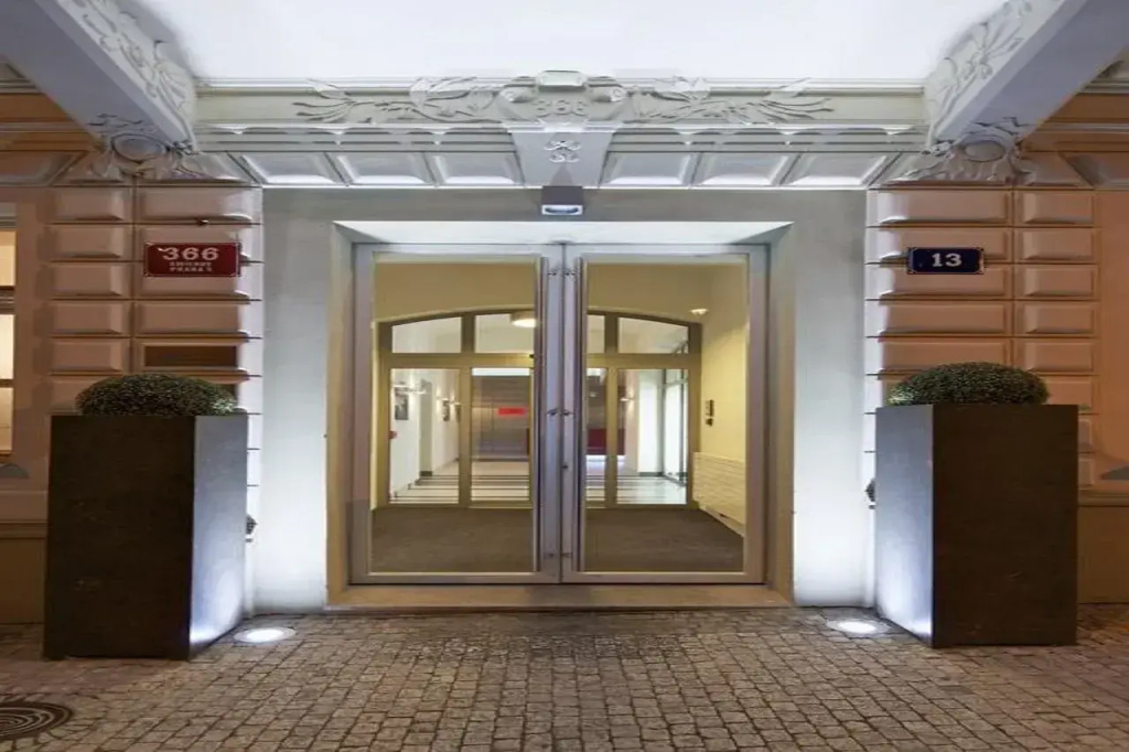 Red & Blue Design Hotel Prague