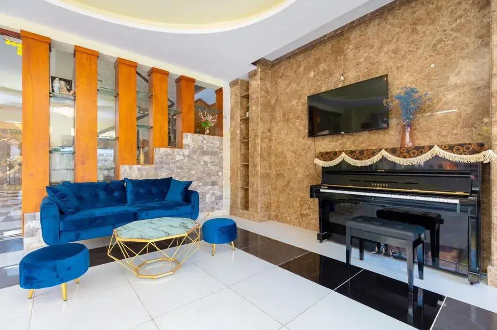 Hoàng My Villa Bãi Sau