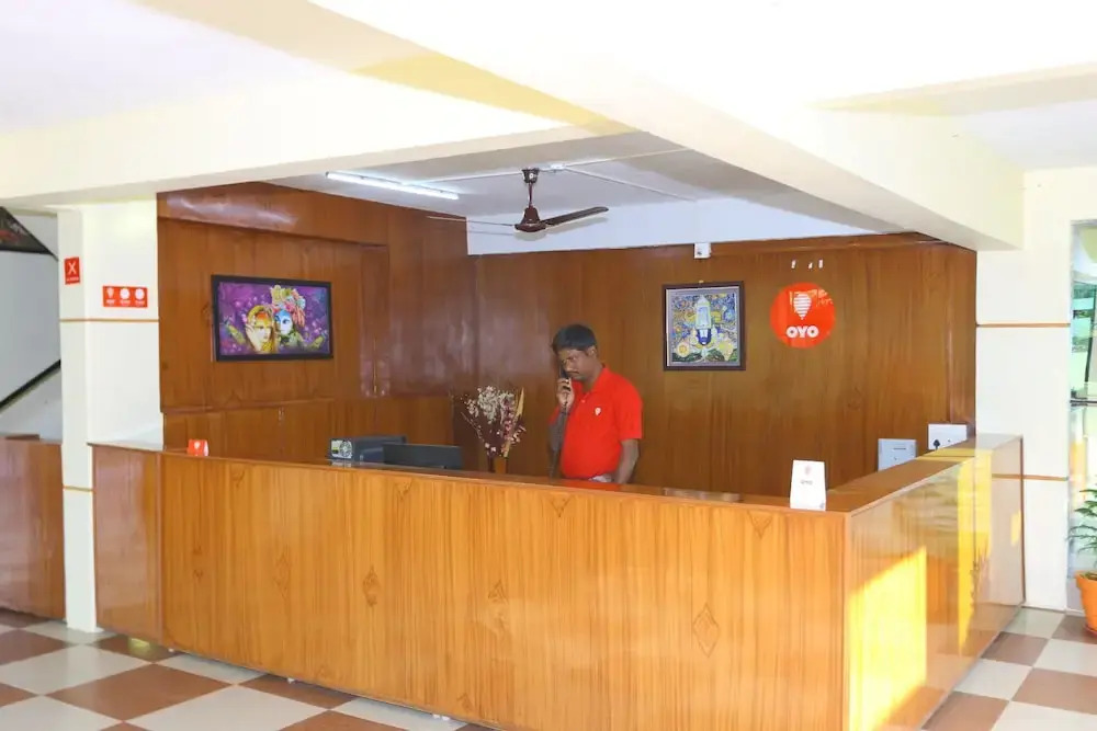OYO 11094 Rallapalli Service Apartments
