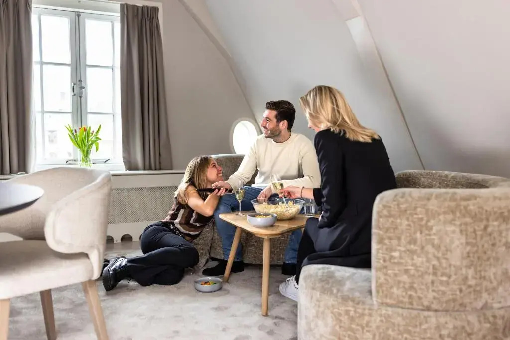 Amsterdam Canal Suites