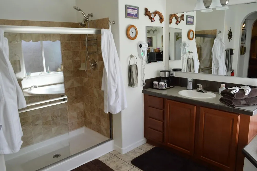 The Bear's Den B&B