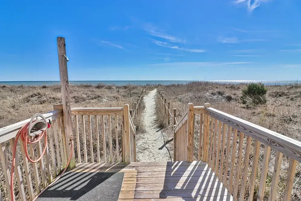 Sea Esta At Sunvillas 2 Bedroom Condo by Redawning