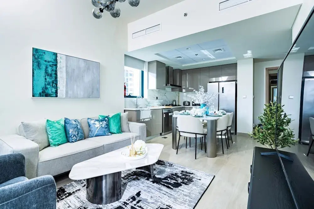 Nasma Luxury Stays - Azizi Riviera 44