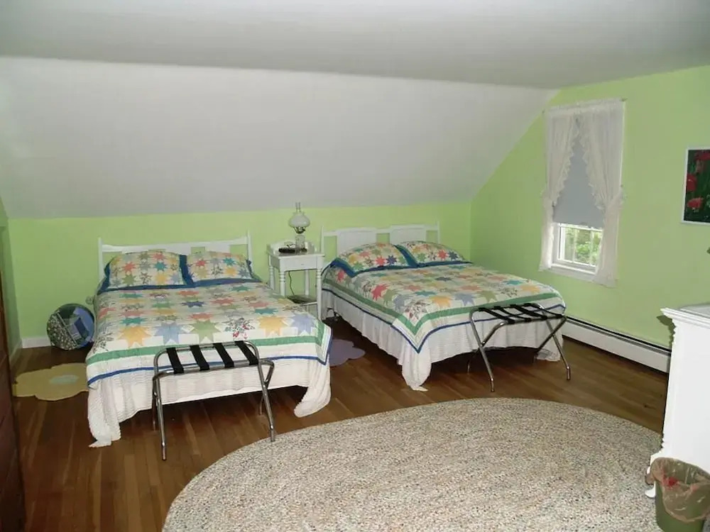 103 Chippingstone Road - Three Bedroom House