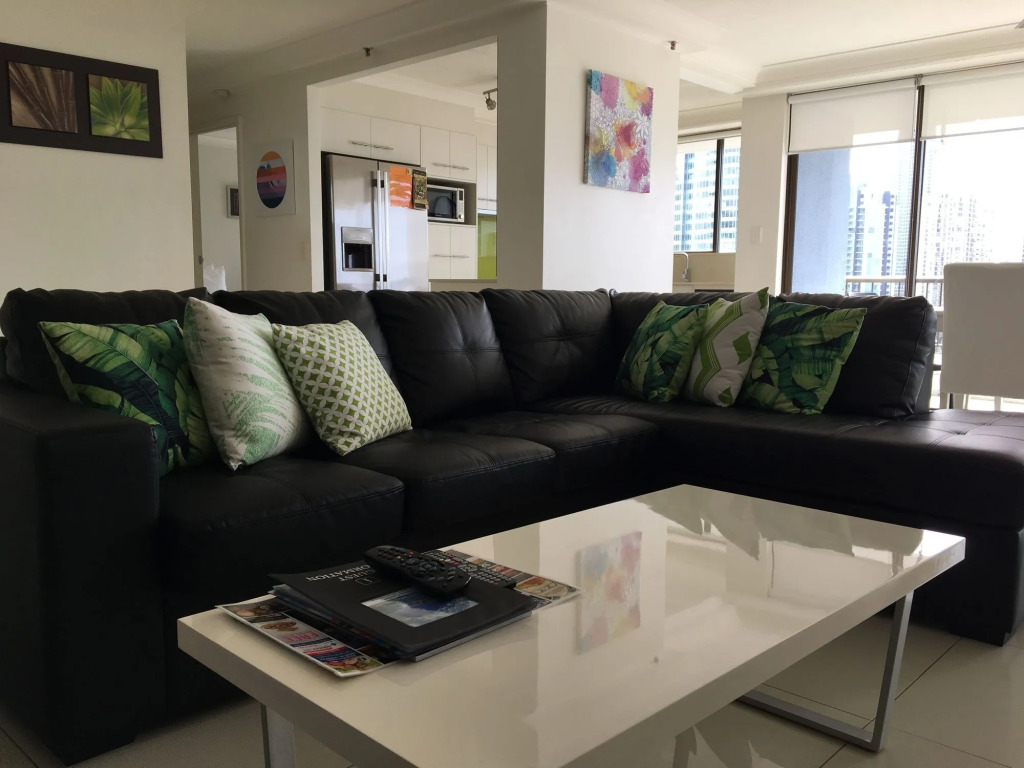 Surfers Century Oceanside Apartments