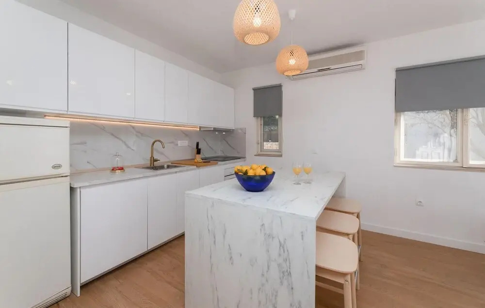 Awesome Home In Supetar With Wifi