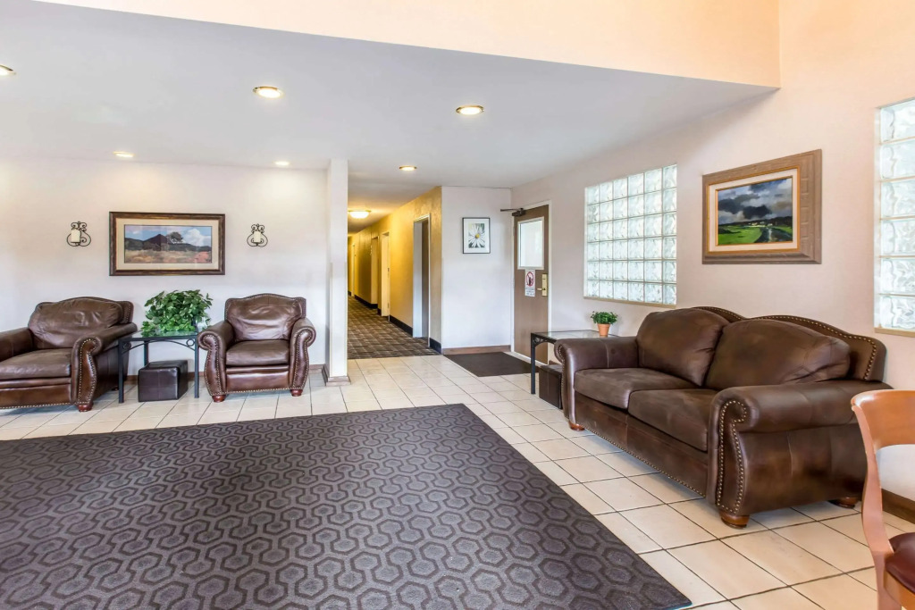 Quality Inn and Suites Silverthorne - Copper Mountain