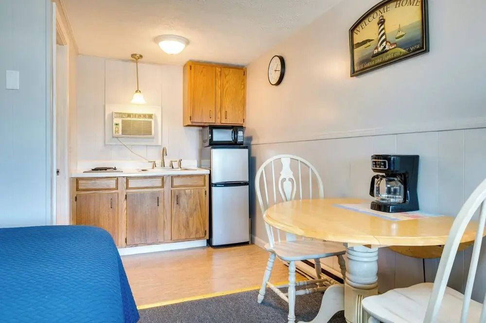 'beachfront 13' Condo on Old Orchard Beach