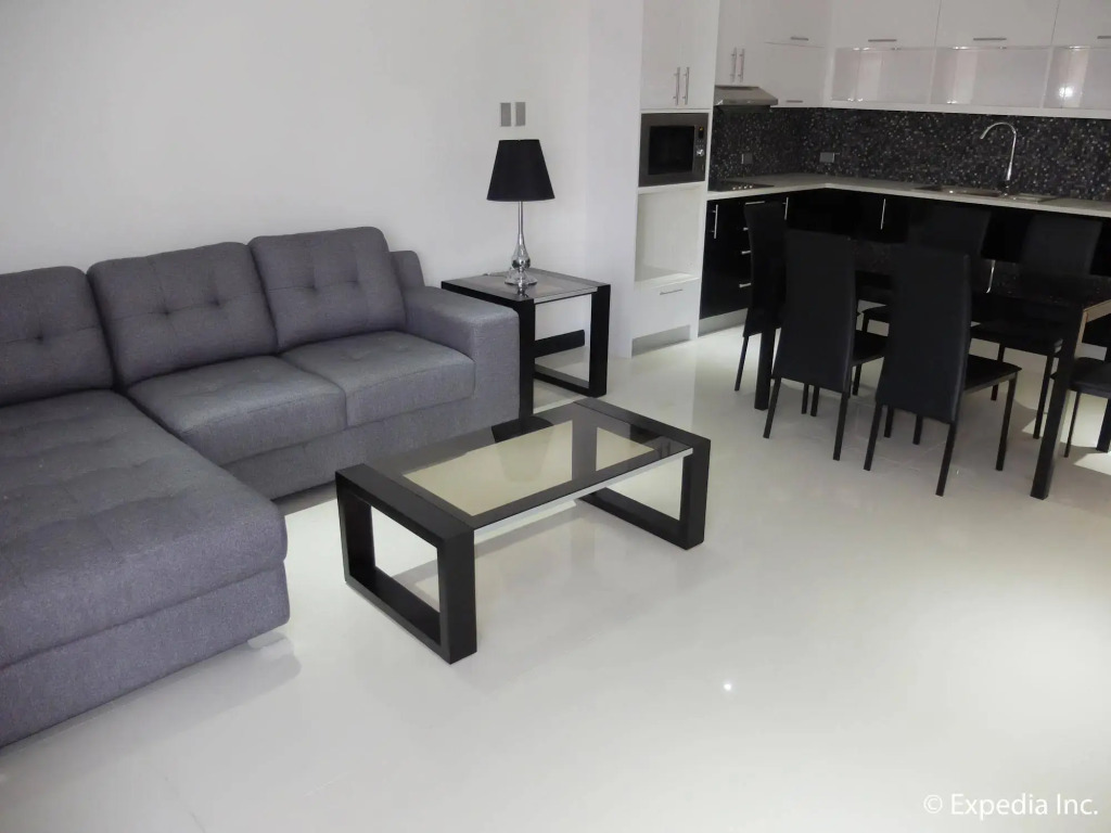 Zeppelin Suites