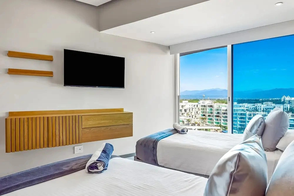 Oceanfront Luxury With Amazing View, 4 Pools, Private Beach, On-site Spa, Dining