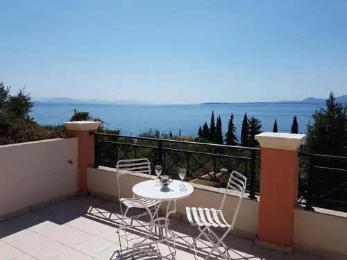 6 Emerald Bay
