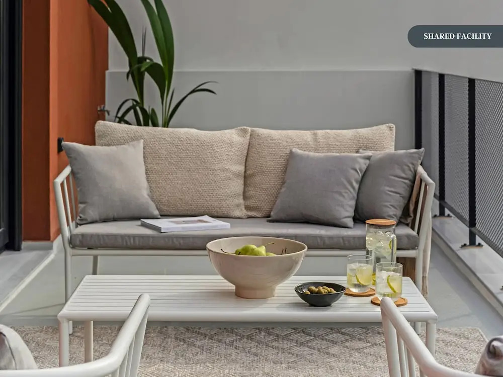 Sanders Port - Majest Studio With Roof-top Terrace