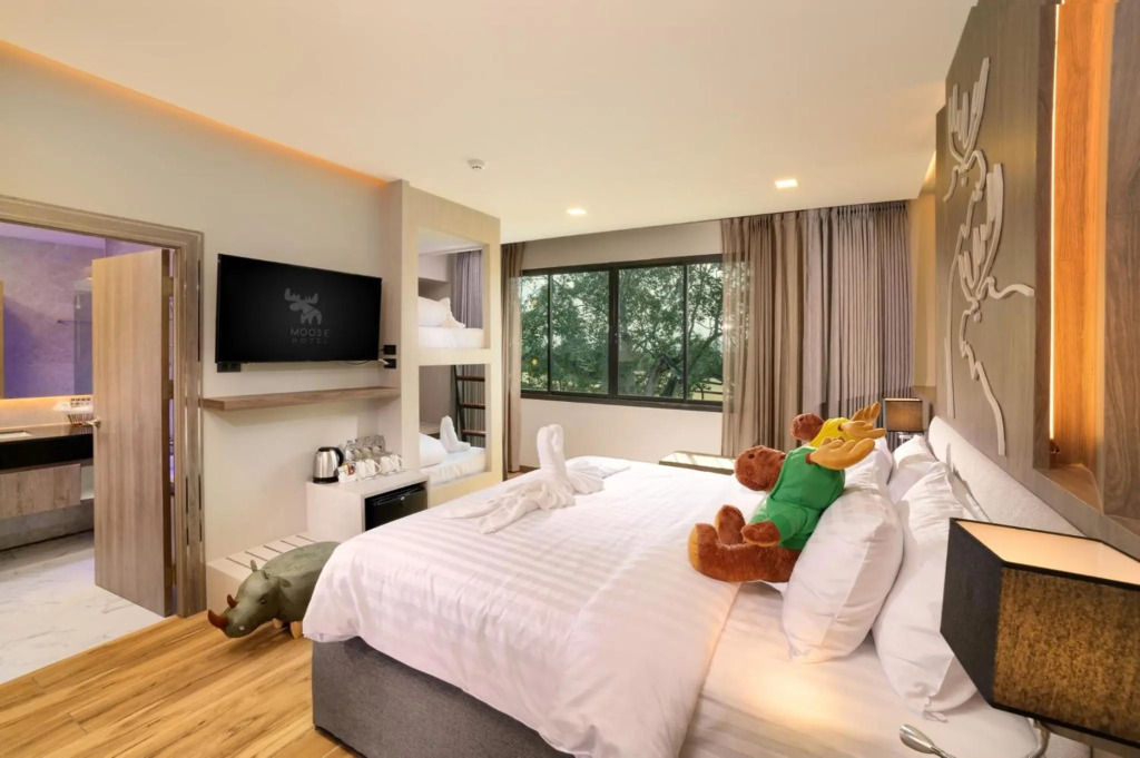 Moose Hotel Chiangmai