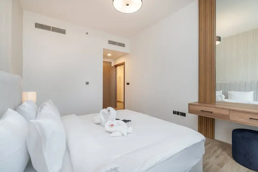 Stay in Studio City at Celia Residence Perfect for 2