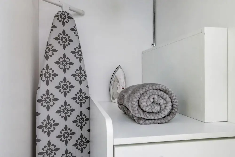 FRONTDESK Mikros on Ashbury Micro Apts Cleveland