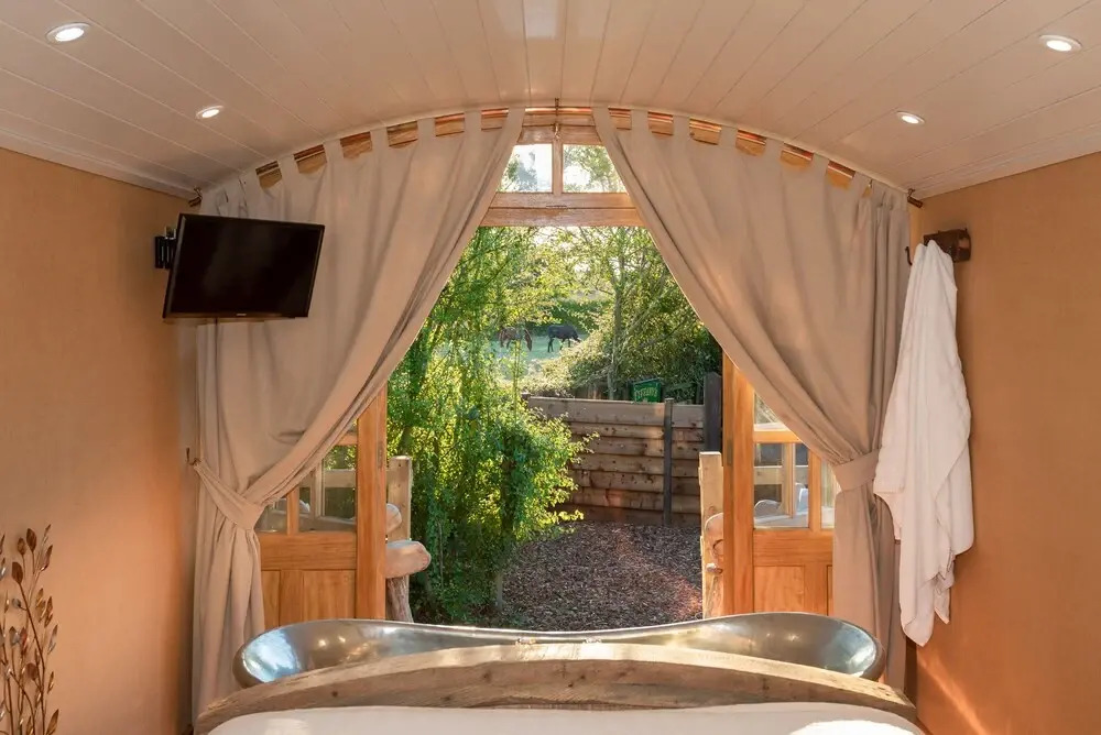 Ashwood Shepherd Hut