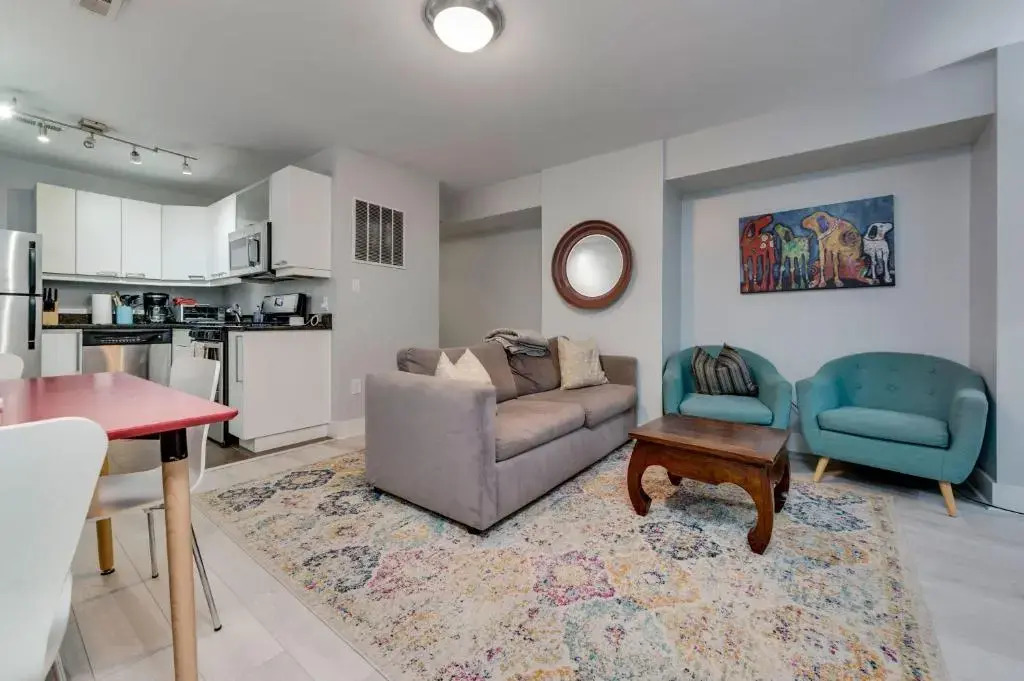 Charming 2BD in Hip Neighborhood - 3 Blks to Metro