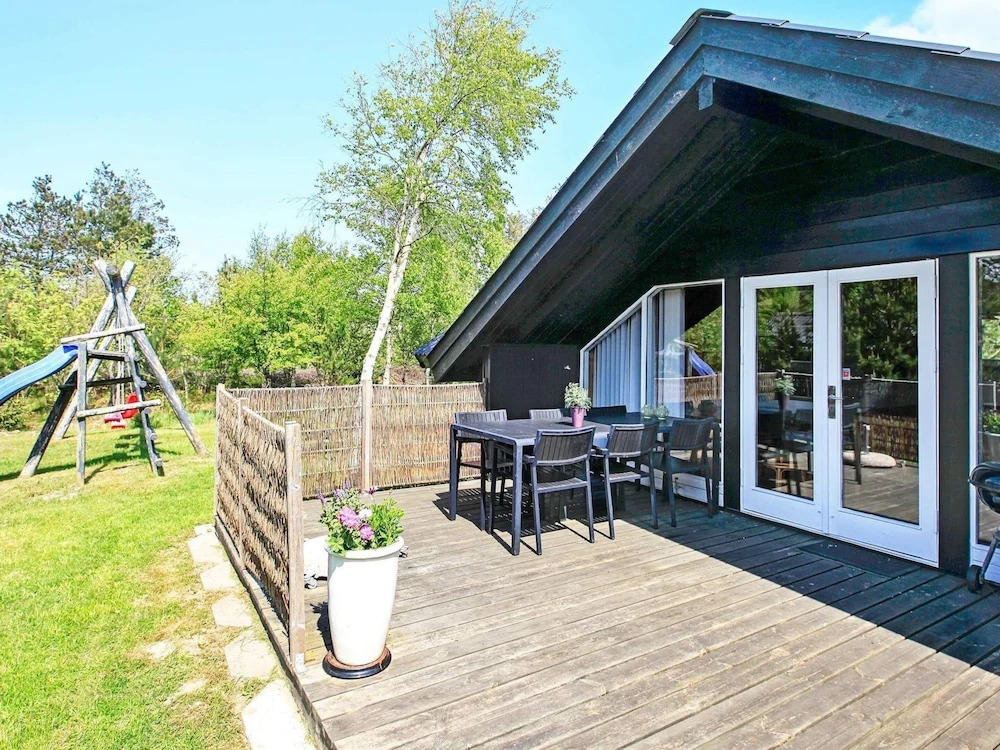 6 person holiday home in Saltum