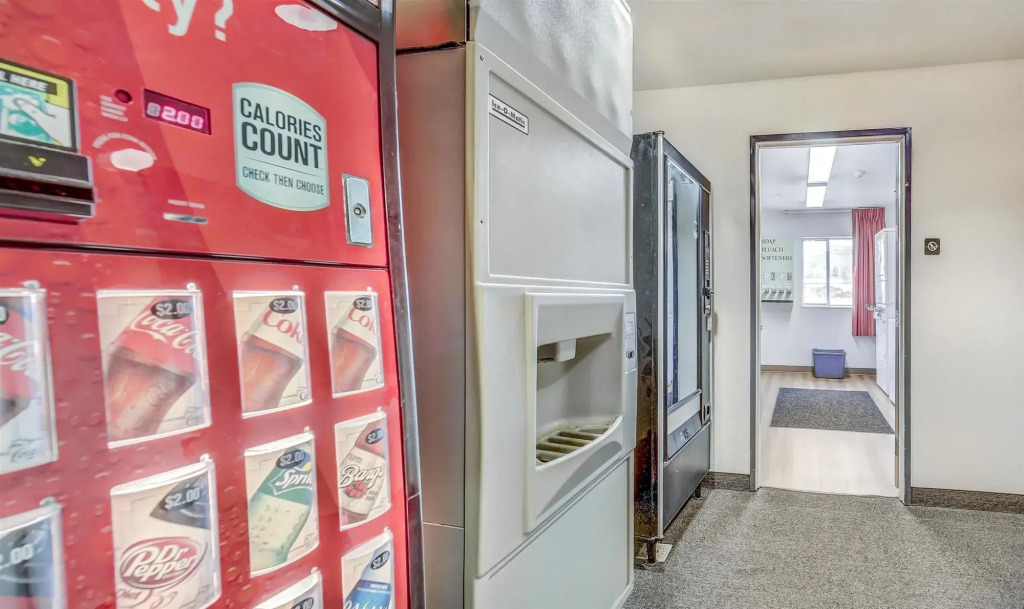 Motel 6-Roseburg, OR