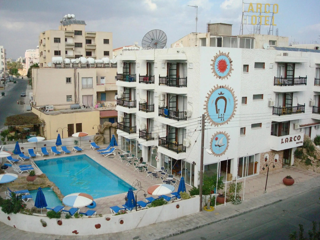 Larco Hotel