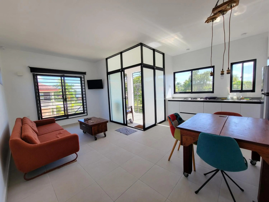 Modern - Wan Pipel with Terrace