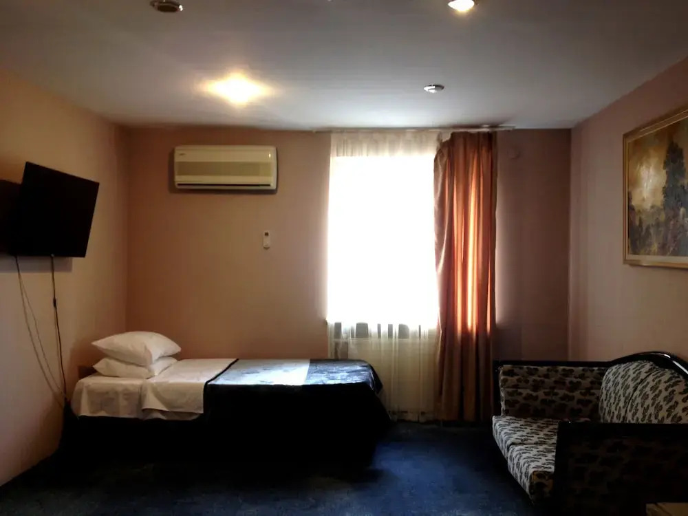 Hotel Caspian