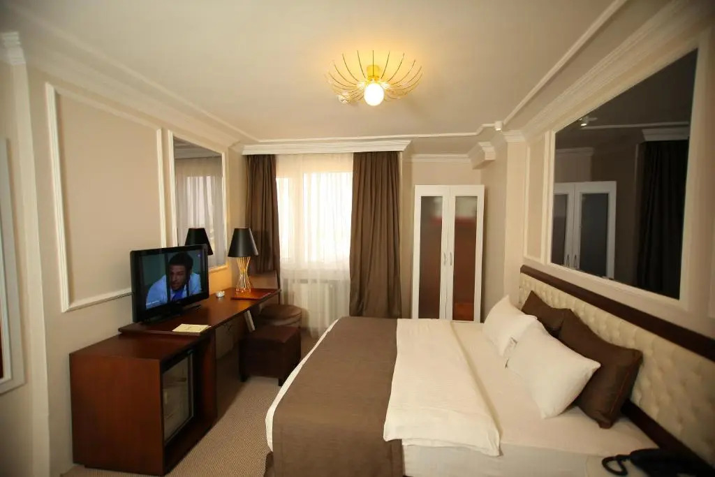 North Point Hotel