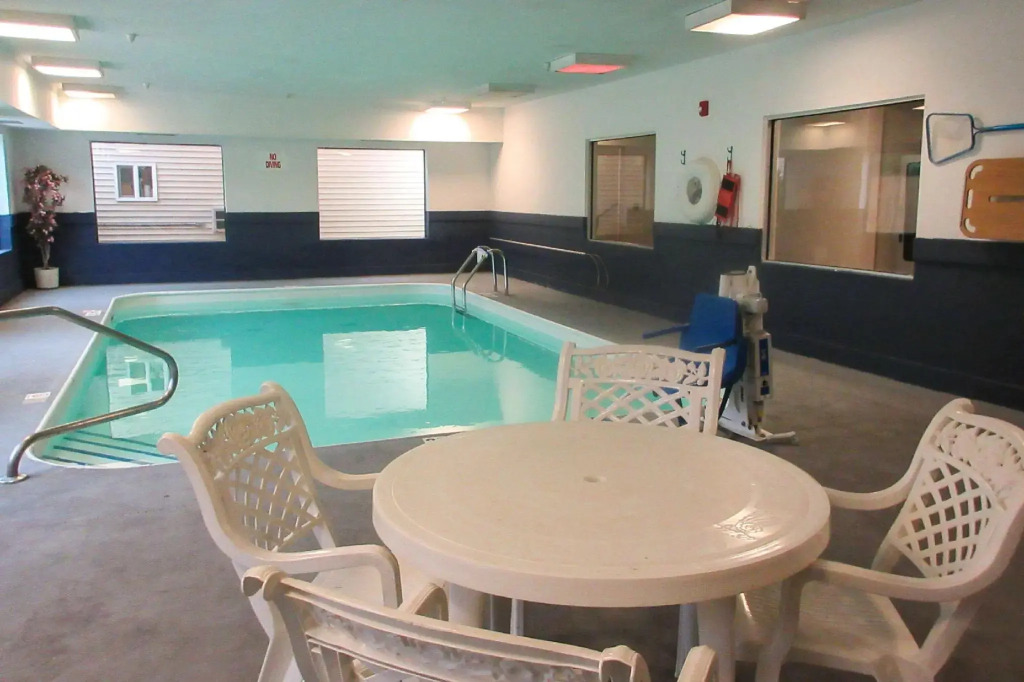 Quality Inn-Sawyer
