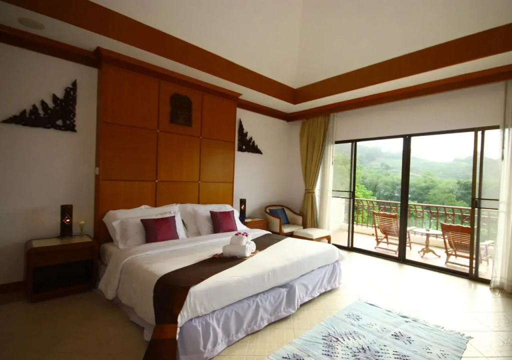 Phuket Nature Home Resort