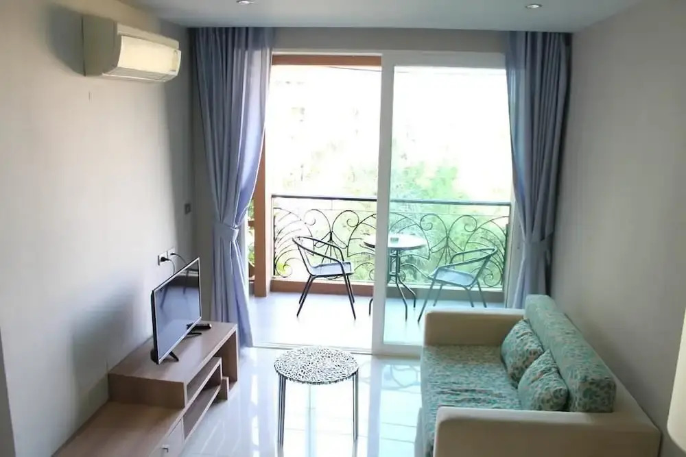 Pattaya Atlantis Resort Sea View Apartments