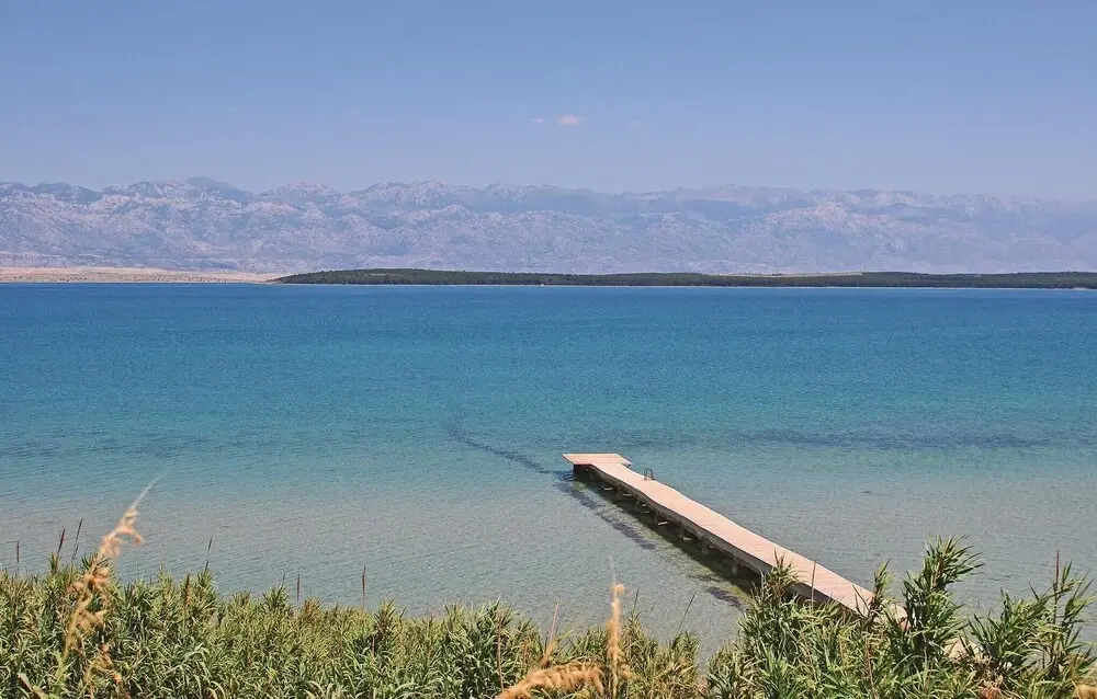 Two-Bedroom Holiday Home In Privlaka-Sabunike