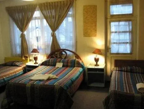 Hotel Folklore