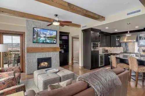 Edgemont 2602 - Luxury Ski-in Ski-out Condo