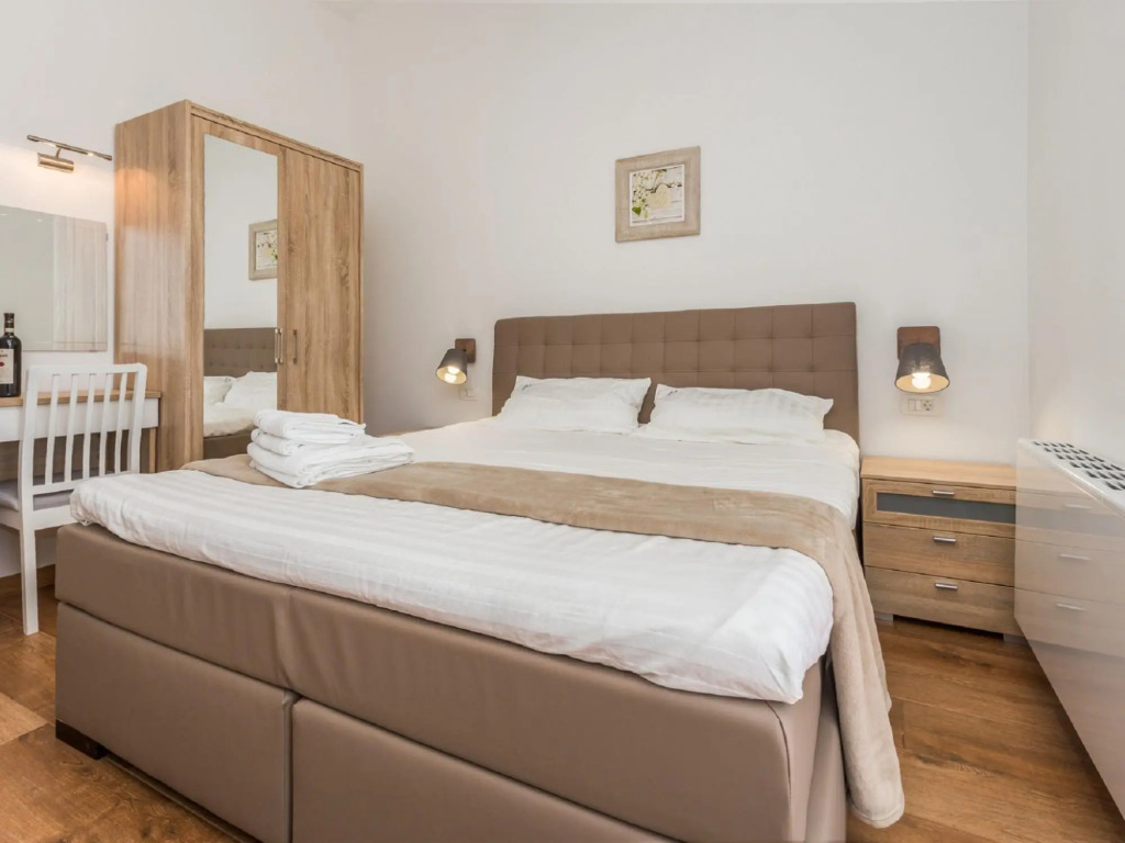 Villa in Deklici with Infinity Pool & Sea Views