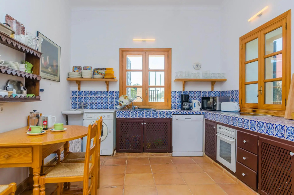 GRAN LLOMBARDS - Villa with private pool in Es Llombards (Santanyí). Free WiFi