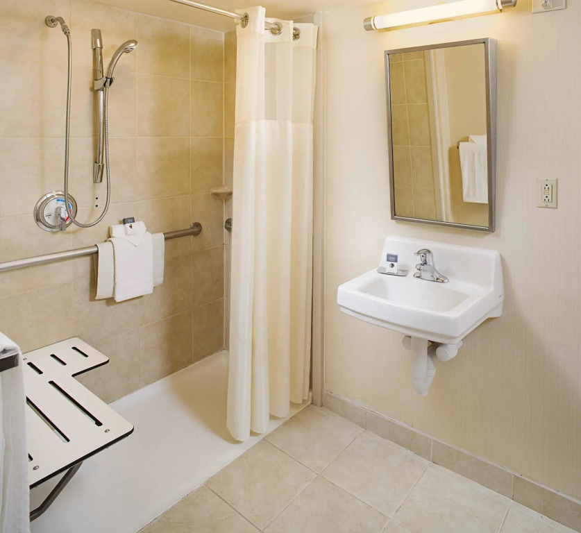 DoubleTree by Hilton New Orleans Airport