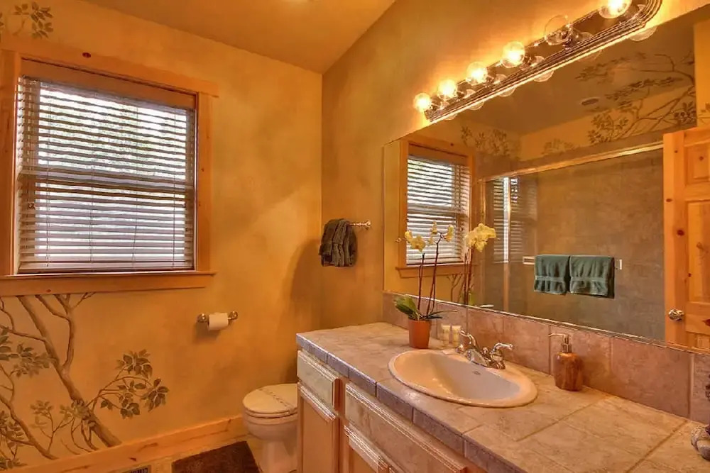 The River Rock Lodge Home 4 Bedrooms 3 Bathrooms Home
