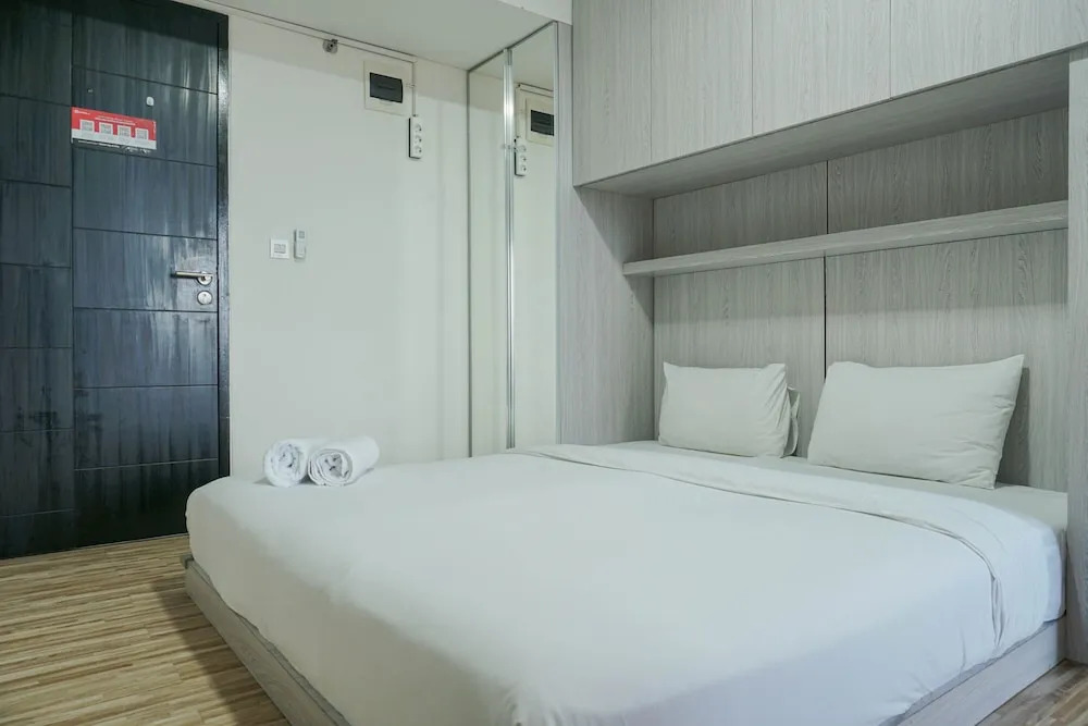 Homey Studio at Sentraland Cengkareng Apartment near Airport