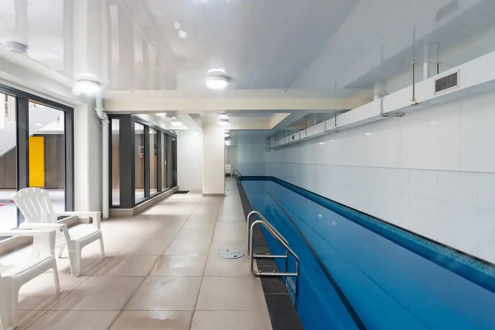 Toodle's Pristine inner-city nest with carpark