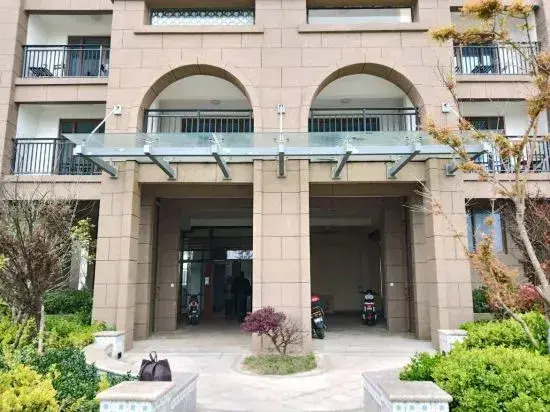 Shengsi Seawater Manor Apartments