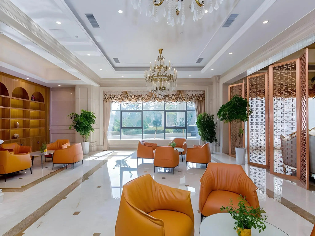 Vienna International Hotel (Huanggang Dongmen Road)