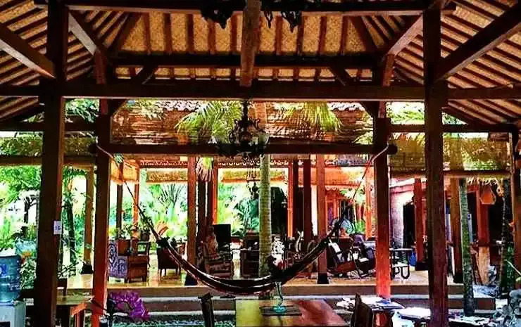 Bedhot Homestay