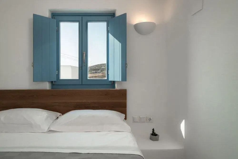 Camvillia Donoussa Village Suites