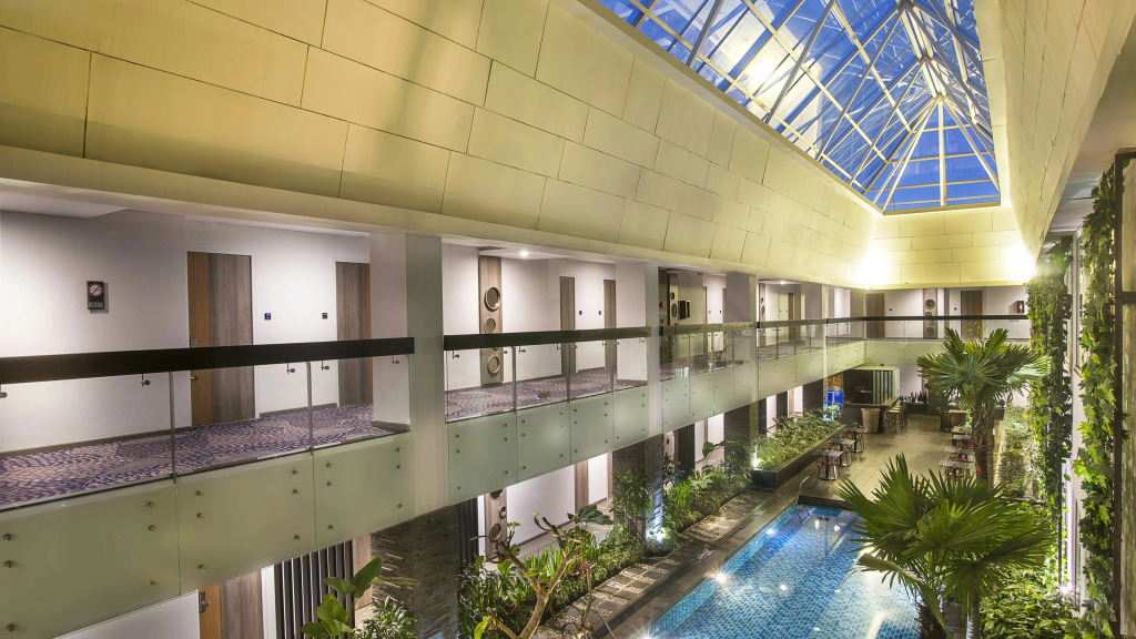 Holiday Inn Bandung Pasteur by IHG