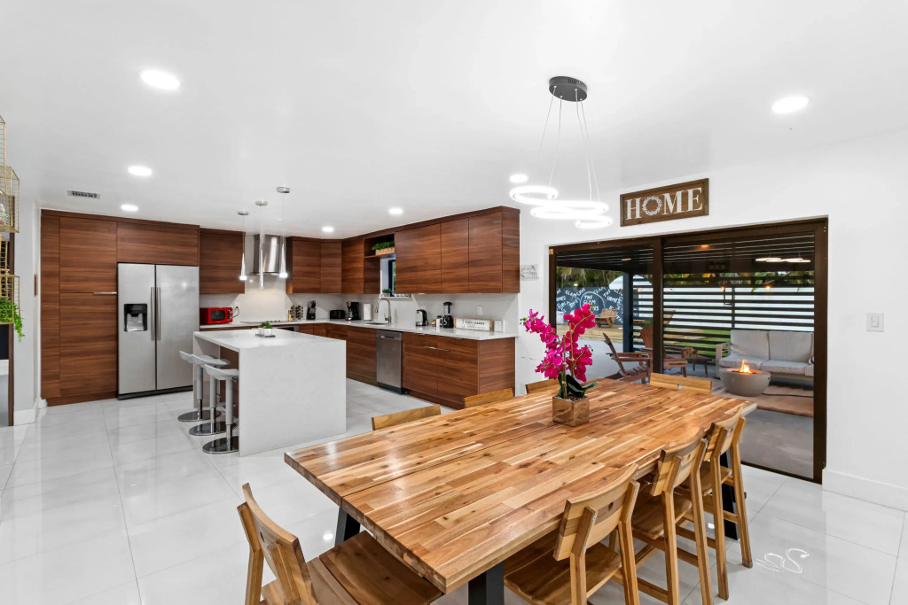 Top Location Villa | Big Terrace+Grill+Billiards