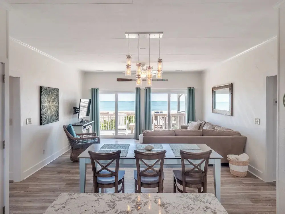 Green Dolphin by Topsail Realty