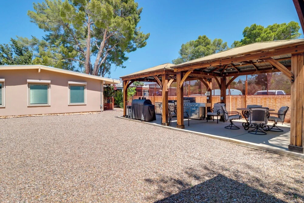 Pet-friendly Tucson Casita: Shared Hot Tub & Patio