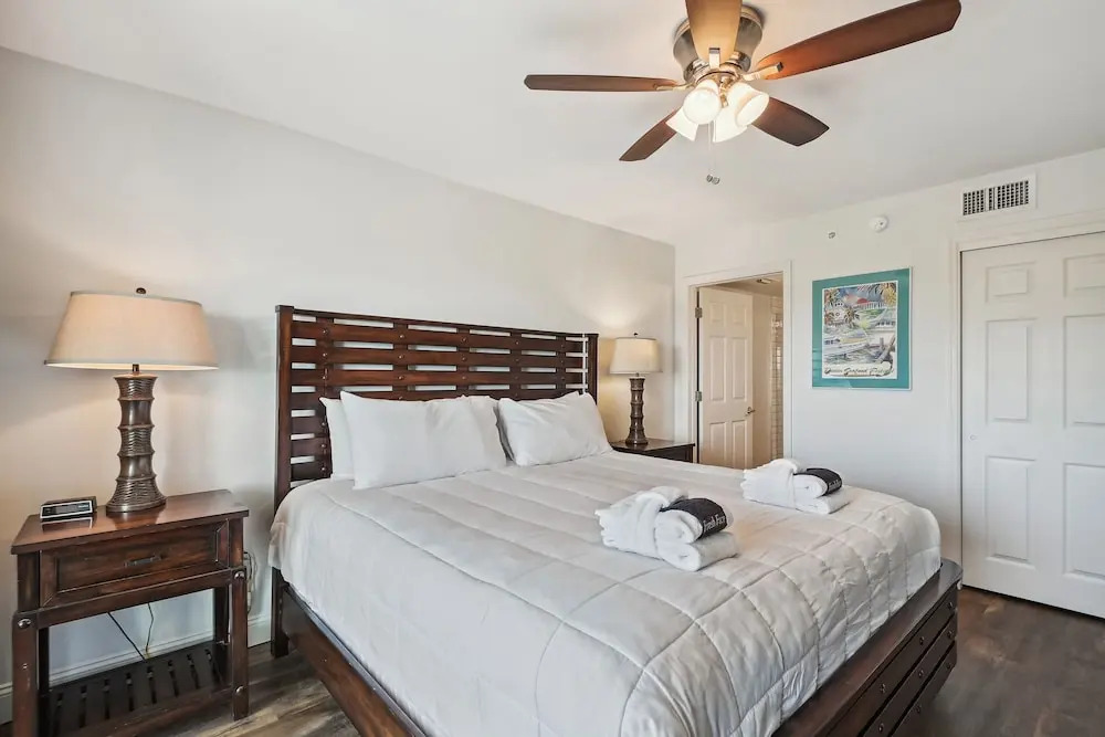 Seacrest 301B is a 2 BR Gulf front on Okaloosa Island by RedAwning