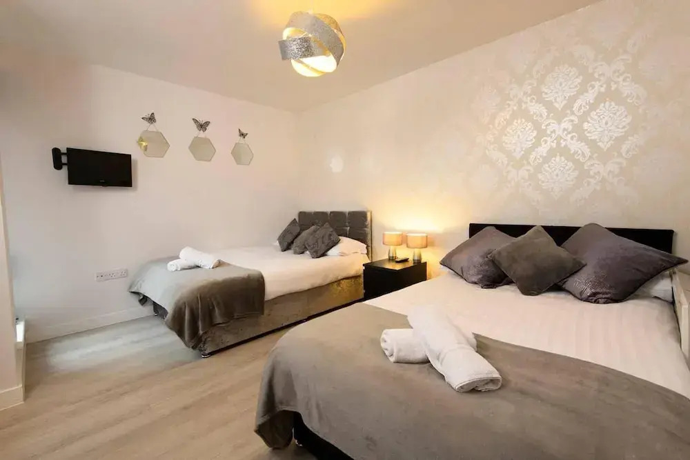1 bed Apartment Close to Football Grounds