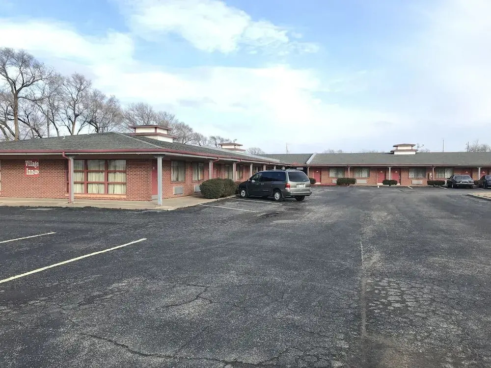 Village Inn Salina